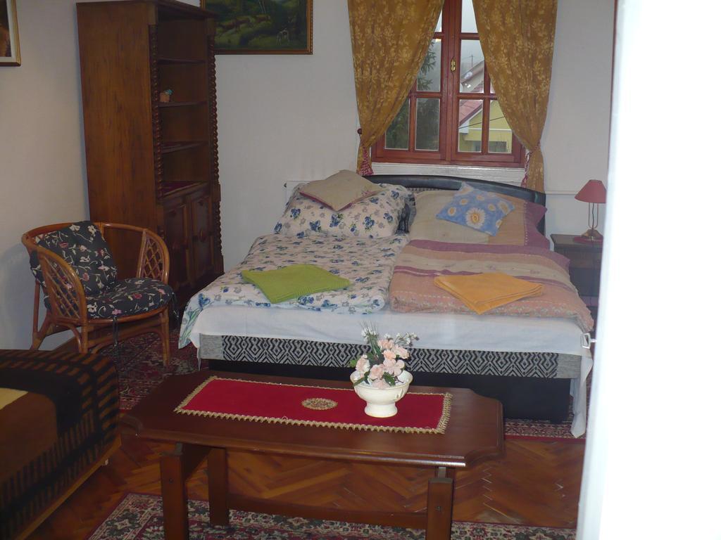 Kitty Apartman Leilighet Miskolc Rom bilde